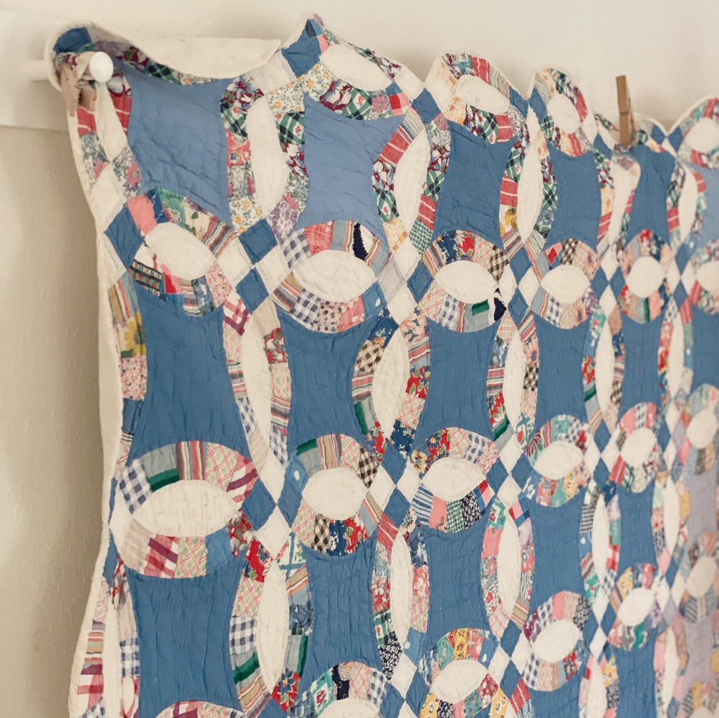 Vintage Blue Double Wedding Ring Quilt