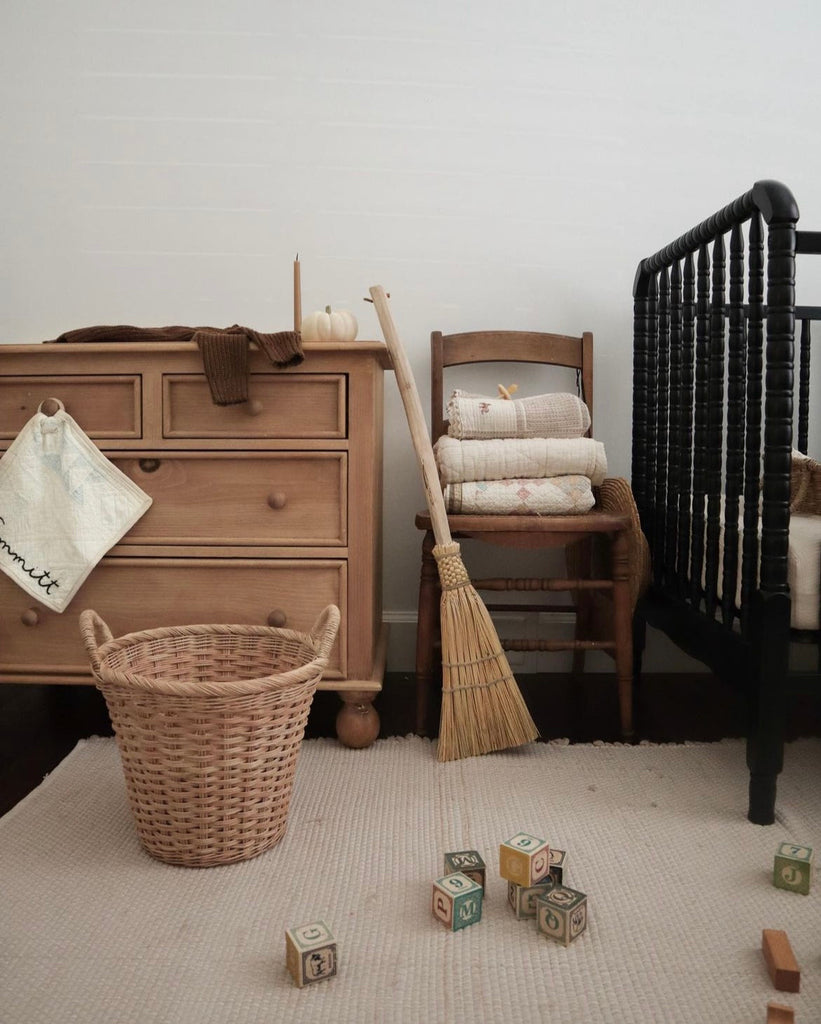 Round Heirloom Laundry Basket