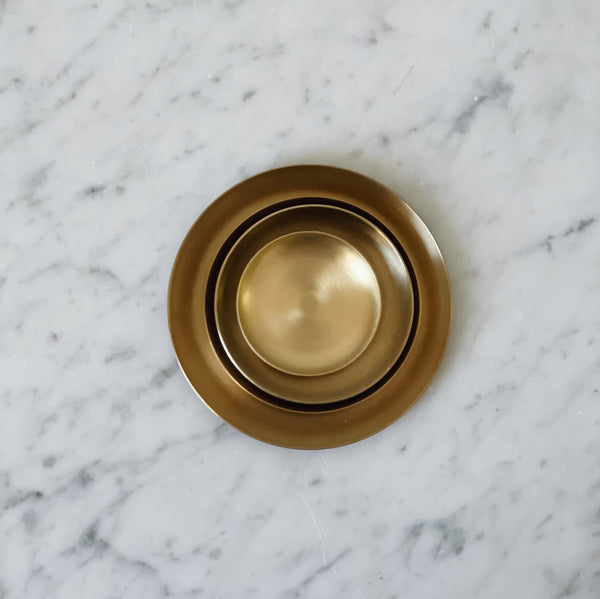 Small Brass Round Plate – The Arc