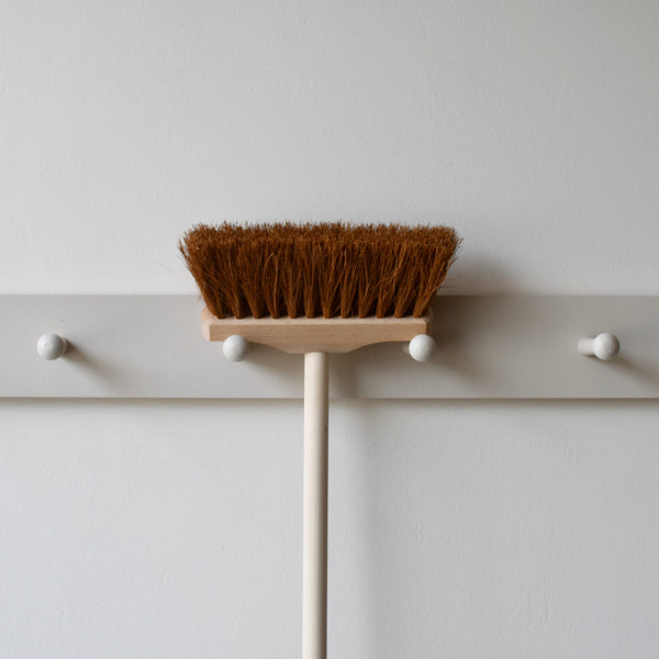 Kid’s Push Broom