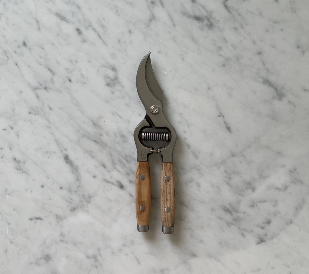Secateurs with Wooden Handle