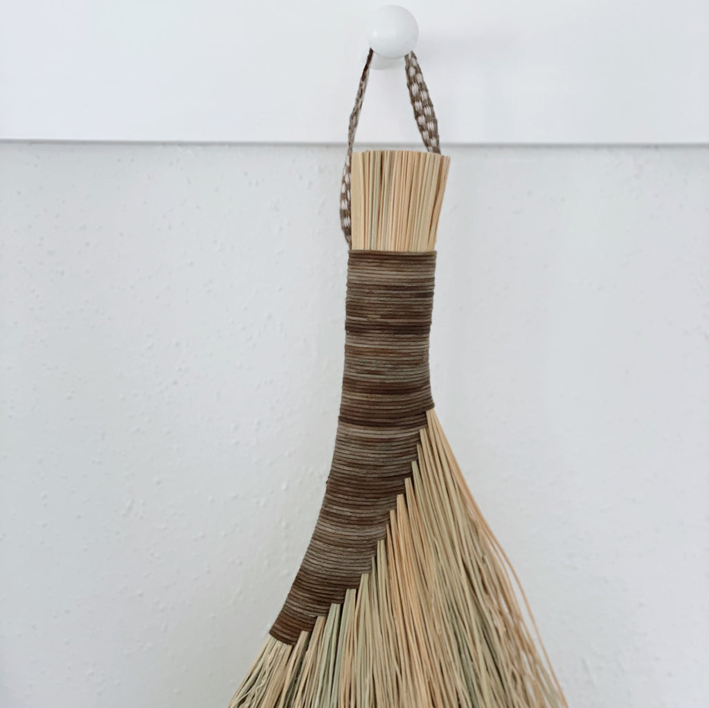 Turkey Wing Handbroom
