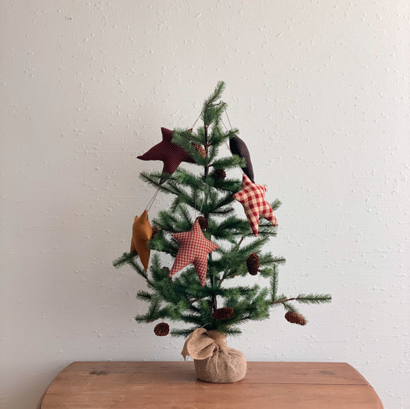 Plush Primitive Star Ornament Set