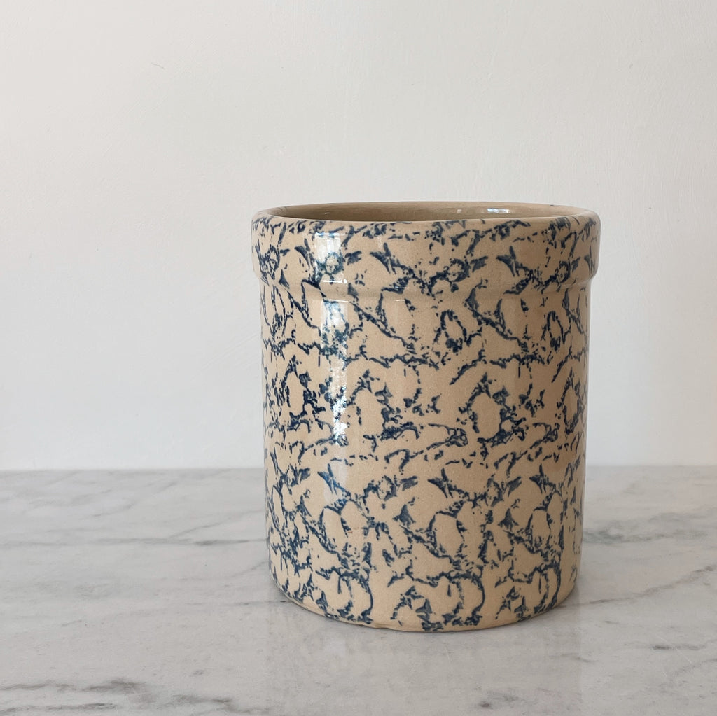 Roseville Spongeware Crock