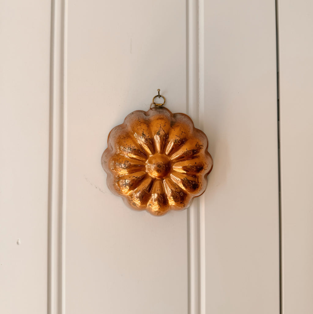 Petite Vintage Fluted Copper Mold