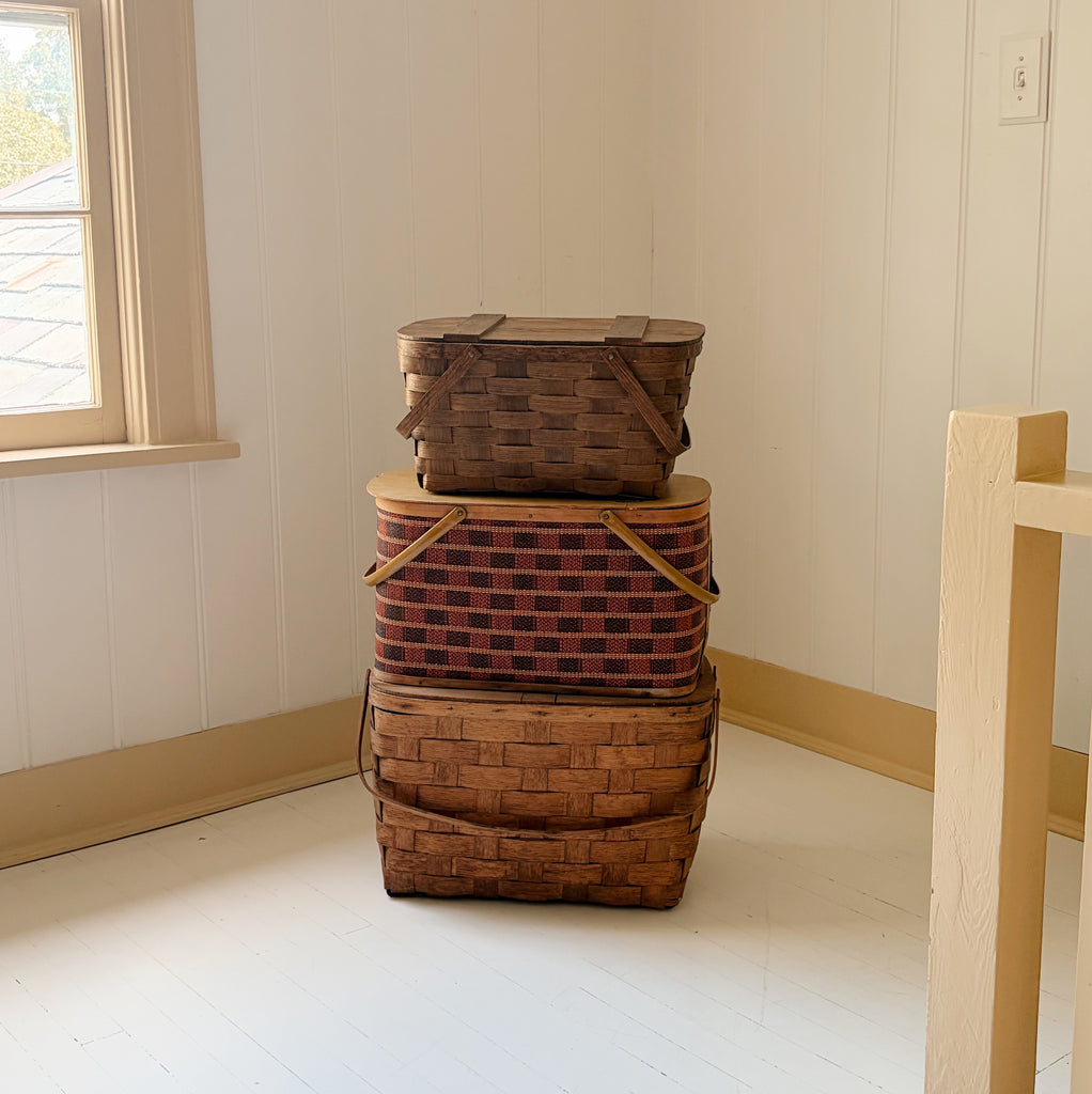 Vintage Slatted-Lid Picnic Basket