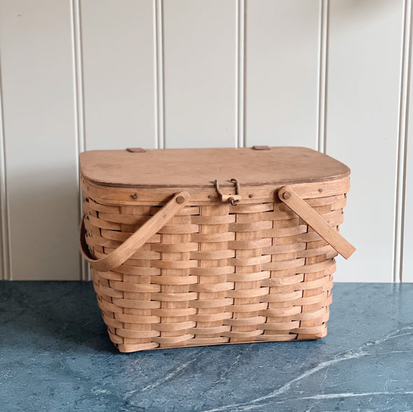 Vintage Longaberger Picnic Basket with Toggle