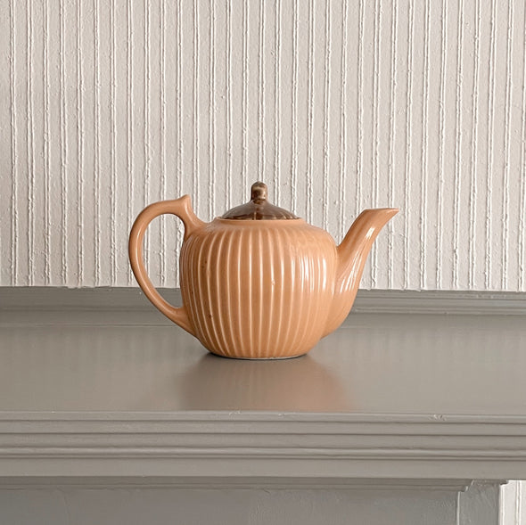 Oval Channel Teapot