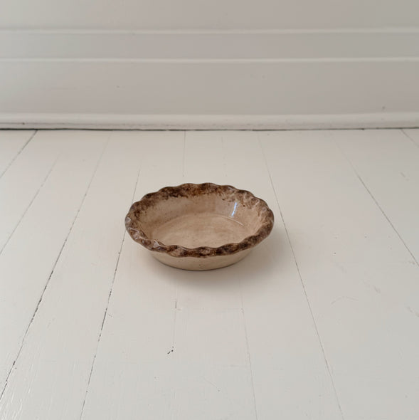 Petite Ceramic Pie Dish