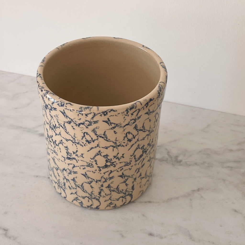 Roseville Spongeware Crock