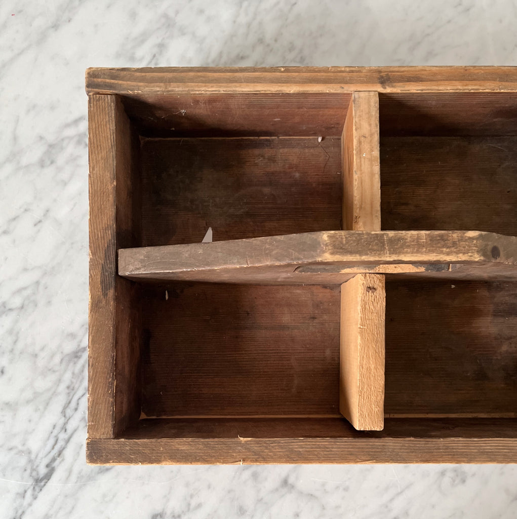 Vintage Wooden Picnic Caddy