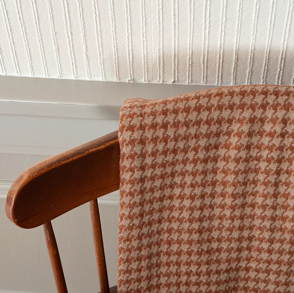Houndstooth Merino Wool Throw Blanket