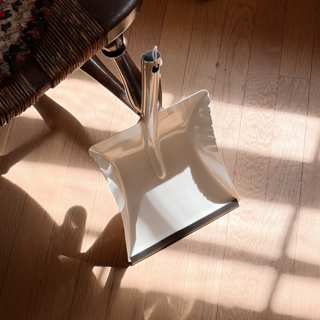 White Enamel Dust Pan