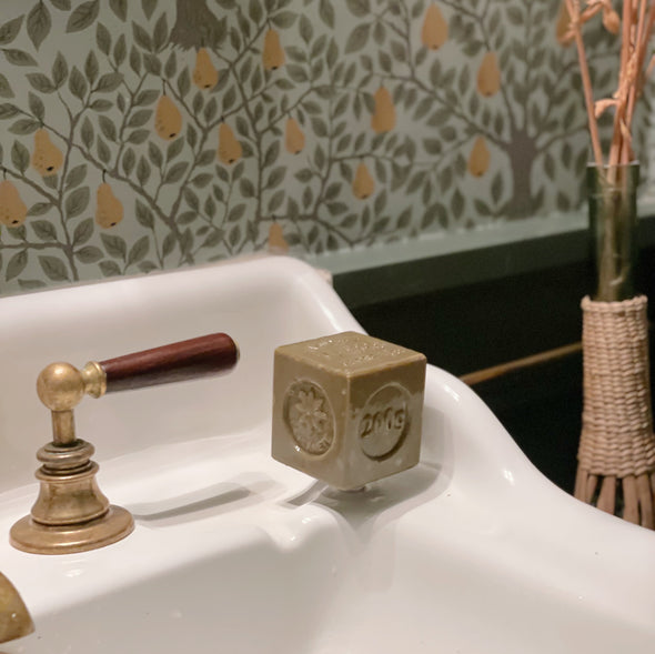 Magnetic Soap Holder