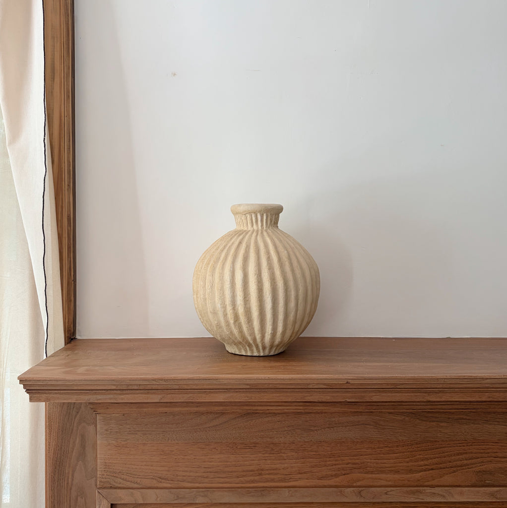 Paper Mache Garlic Bulb Vase