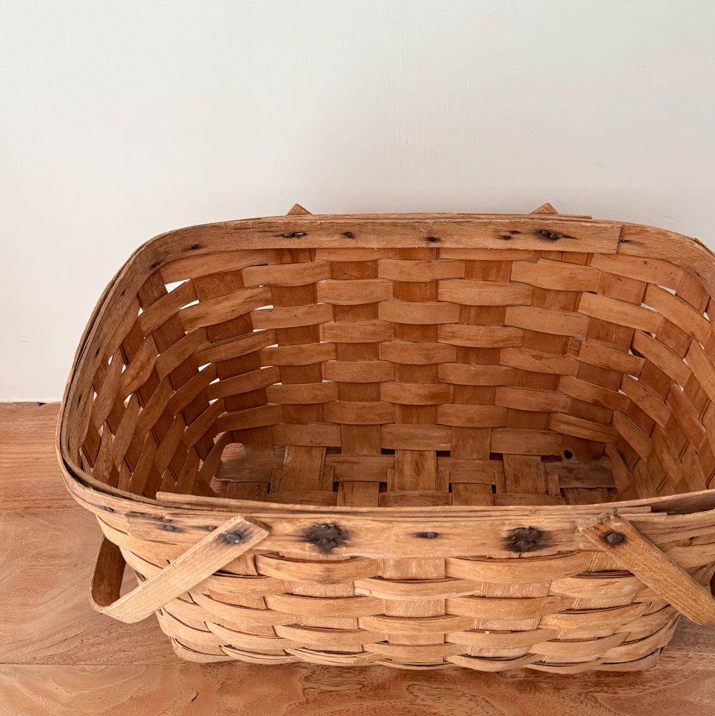 Vintage Open Picnic Basket