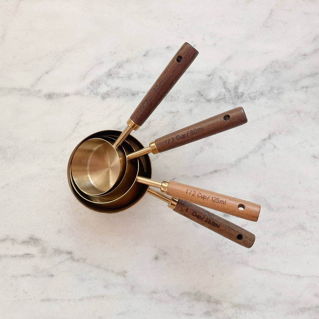 Walnut Wood Handled Measuring Cup Set