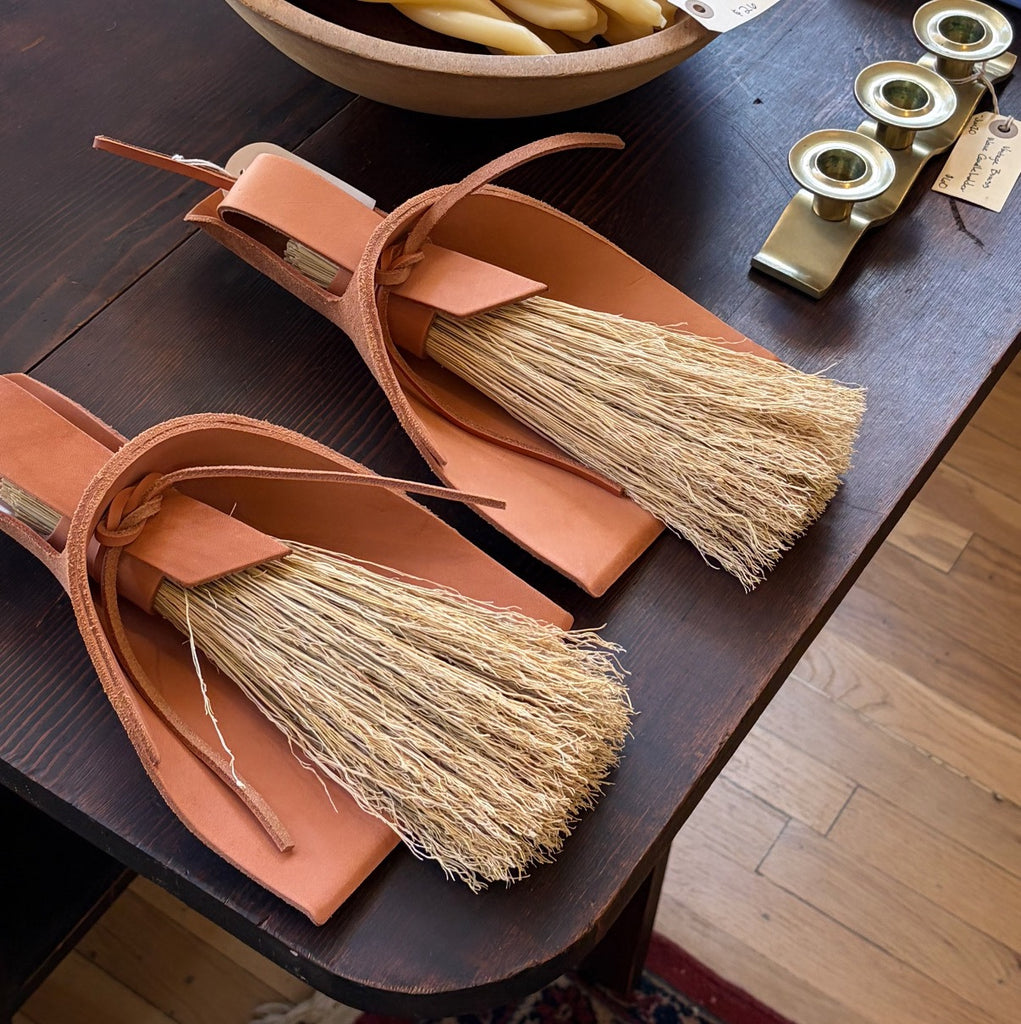 Nesting Broom & Dustpan Set