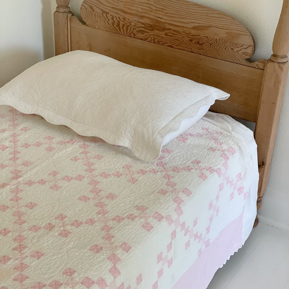 Vintage Pink Irish Chain Quilt