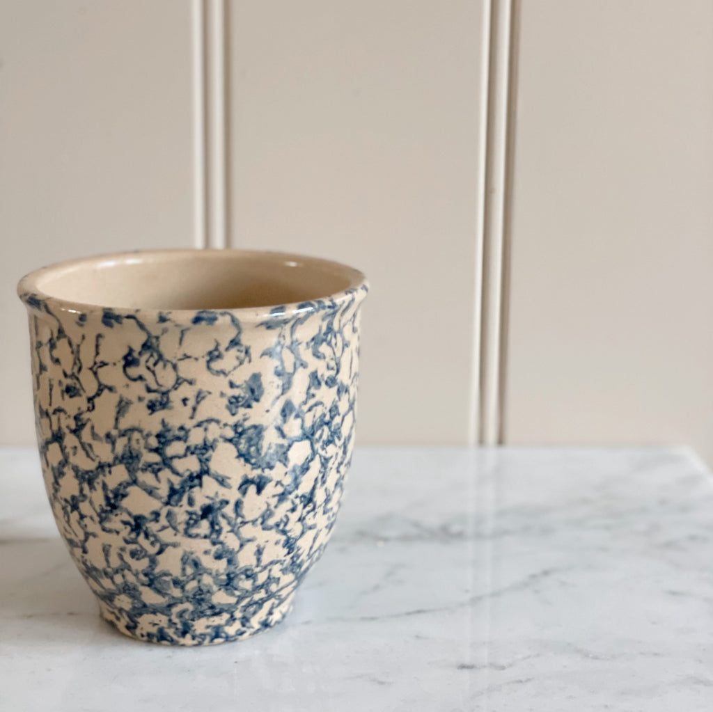 Roseville Pottery Spongeware Kitchen Vessel