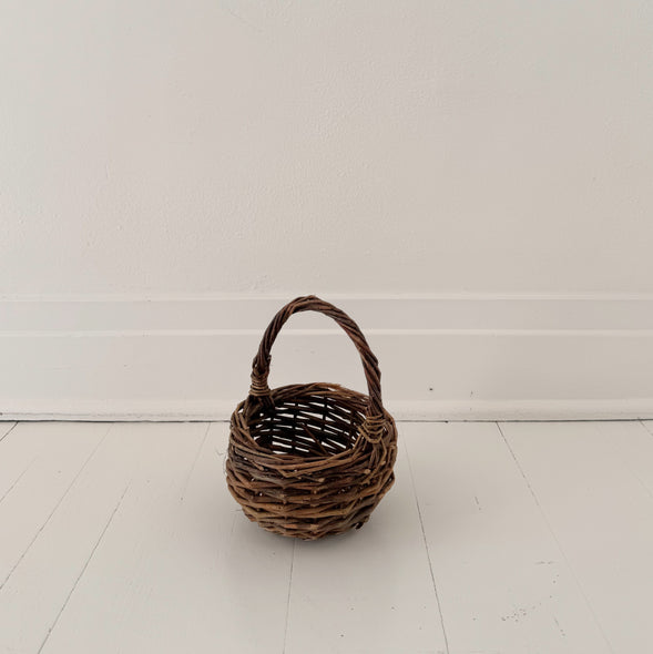 Petite Gathering Basket