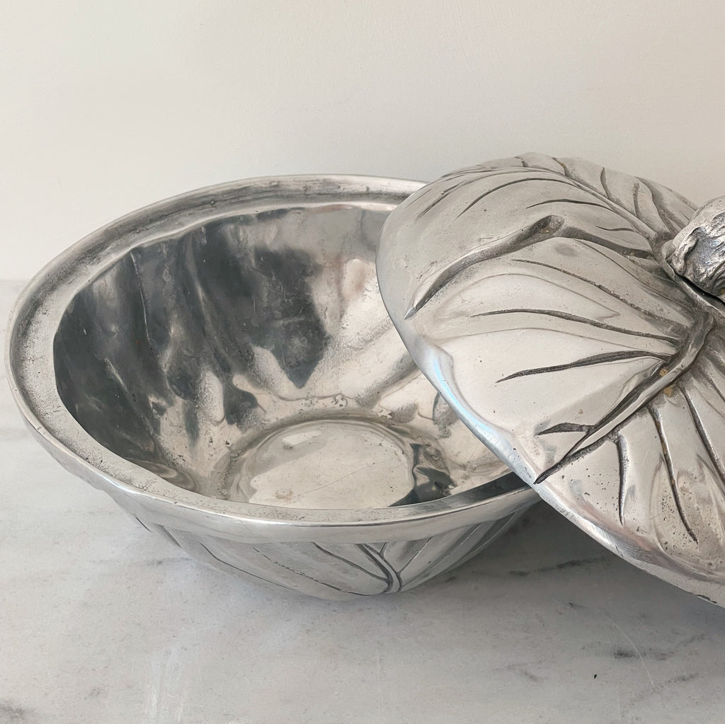 Wilton Cabbage Serving Dish
