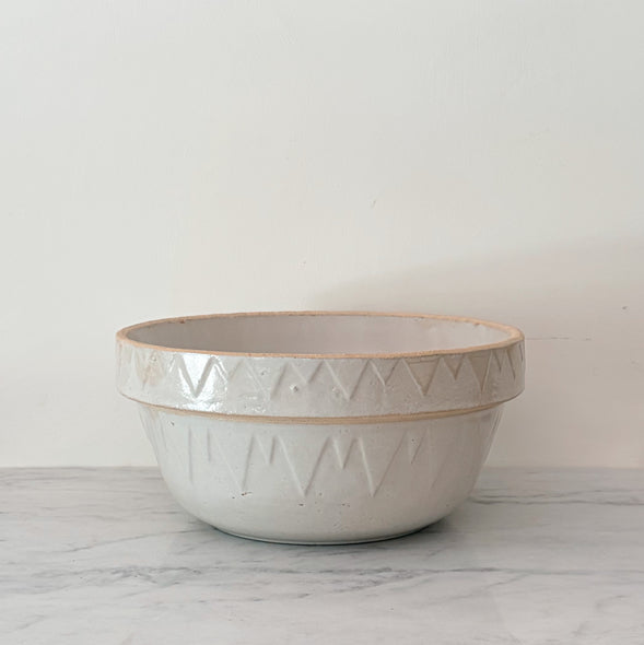 Vintage Ruckles Pottery Dough Bowl
