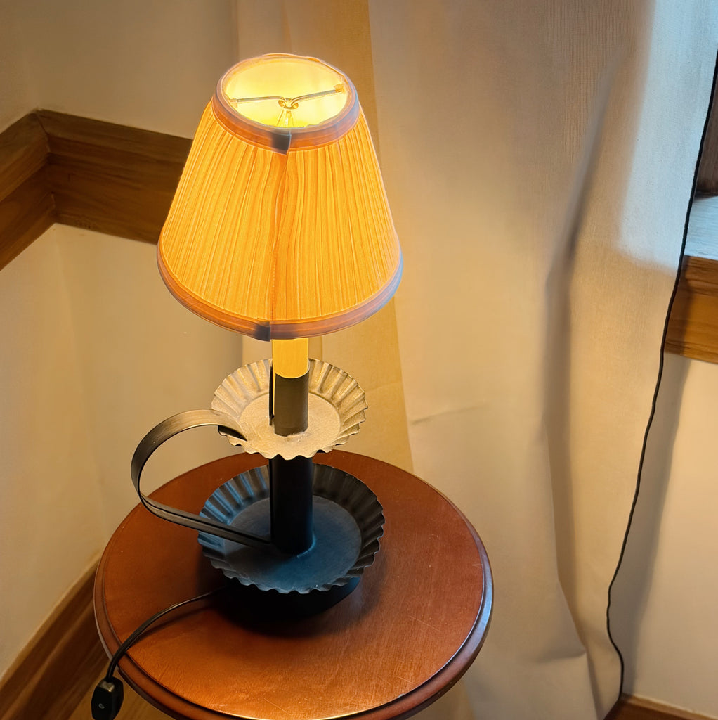 Americana Tin Lamp