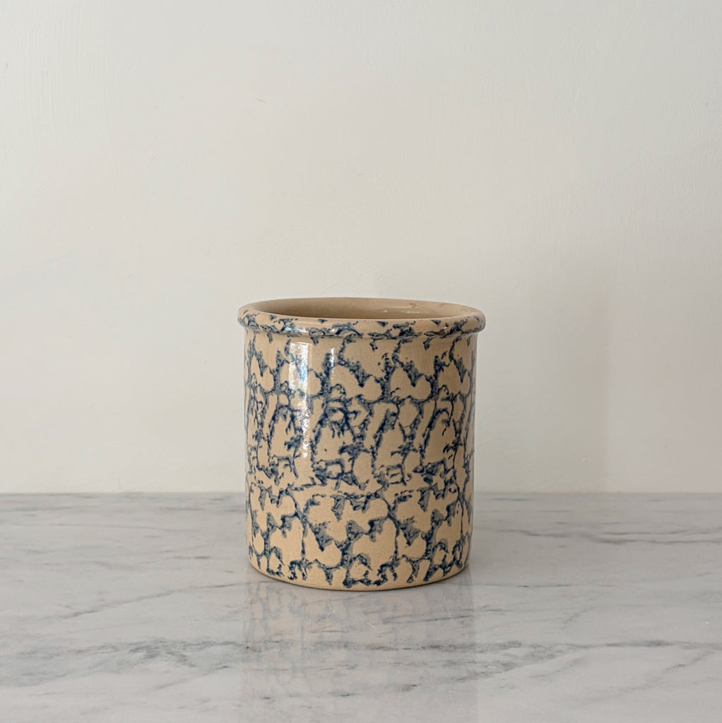 Roseville Spongeware Crock