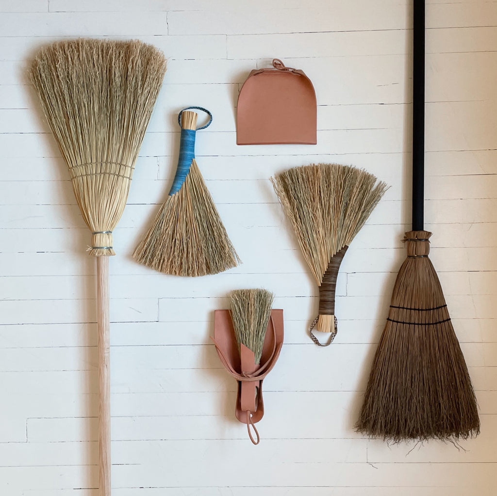 Turkey Wing Handbroom