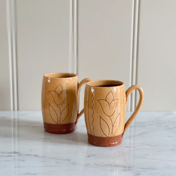 Colonial Williamsburg Slipware Tulip Mugs