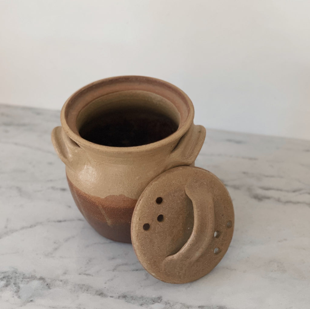Stoneware Garlic Keeper