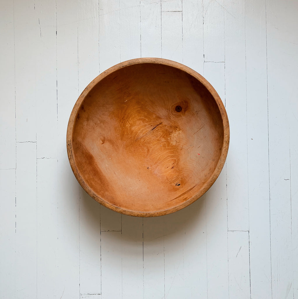 Grand Hand-Turned Wooden Bowl