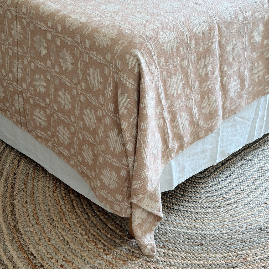 Antique Taupe and Ivory Jacquard Coverlet