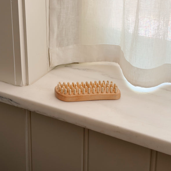 Apothecary Fascia Brush