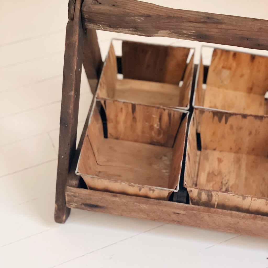 Primitive Berry Basket Carrier