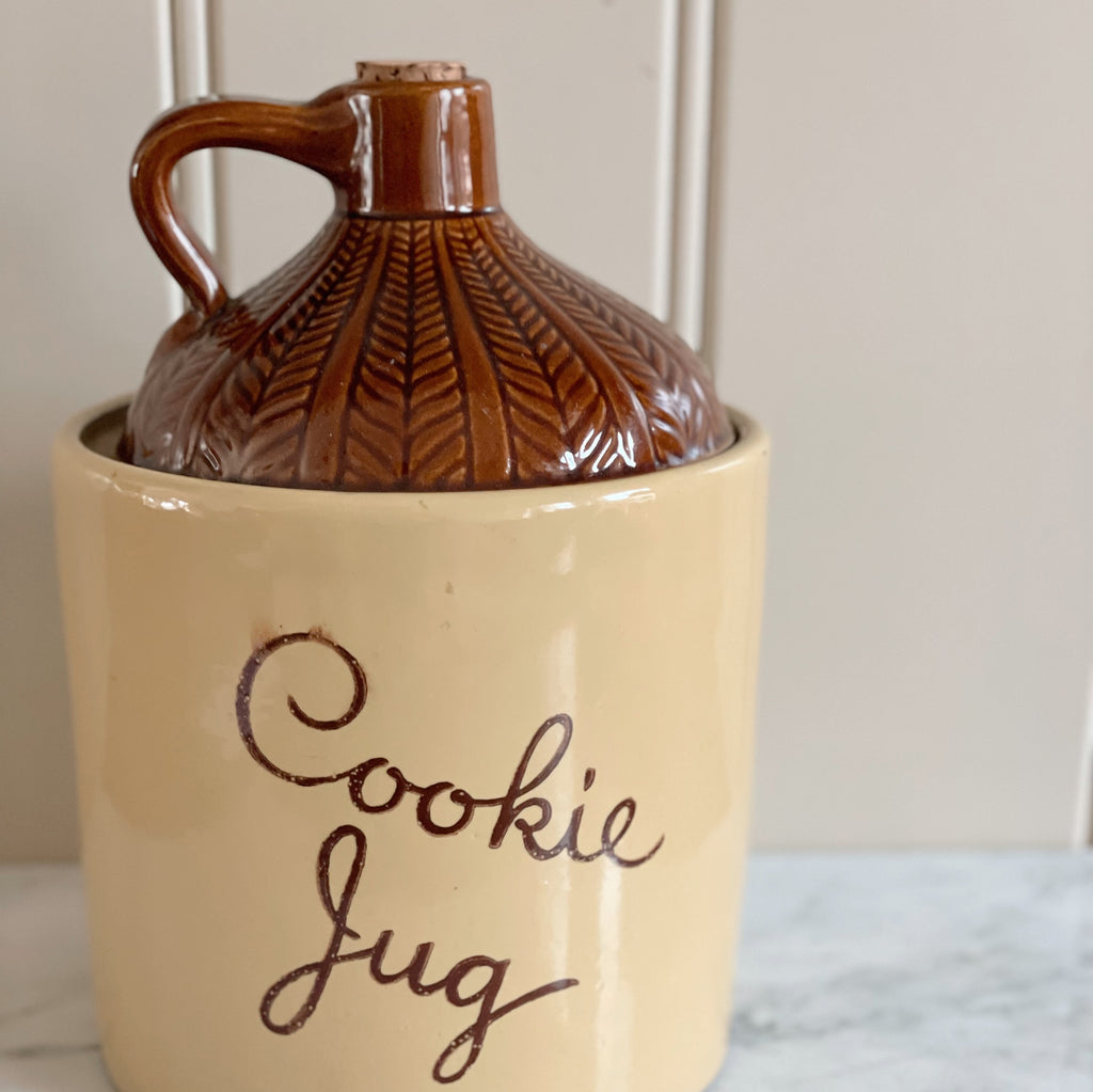 Stoneware Lidded Cookie Jug