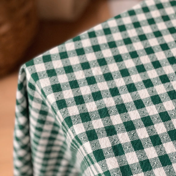 Classic Green Gingham Oval Tablecloth