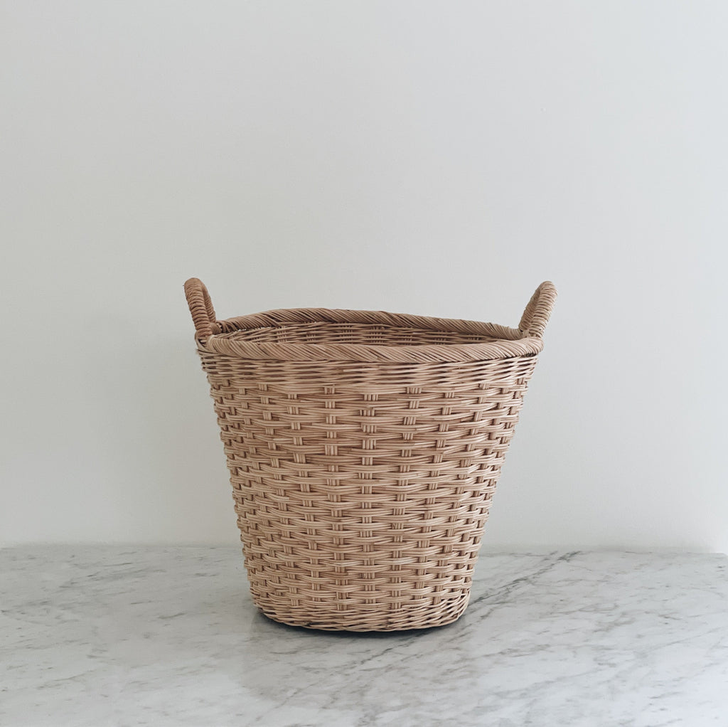 Round Heirloom Laundry Basket
