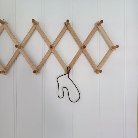 Wire Mitten Ornament