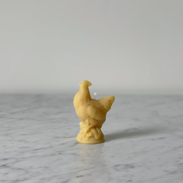 Hen Beeswax Candle