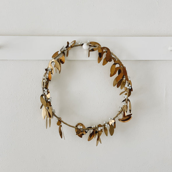 Brass Mistletoe Wreath